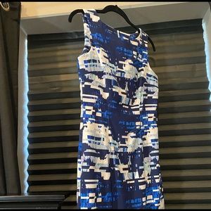 Like New! Blue and white sheath dress. Perfect for any occasion!